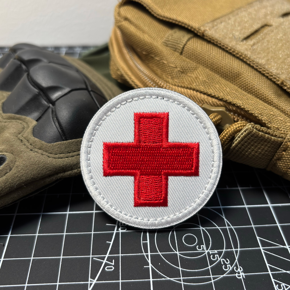 First Aid Red Cross Round Patc - First Aid Bag Kit recensie en prijs
